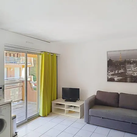 Apartment T2 A 100m De La Avec Loggia - La Faviere